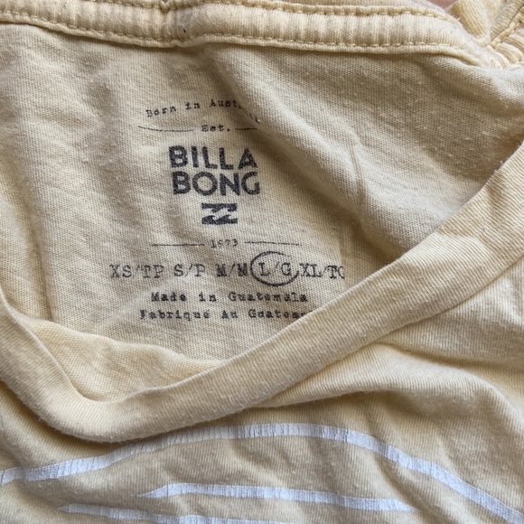 yellow women’s billabong shirt - Picture 3 of 3